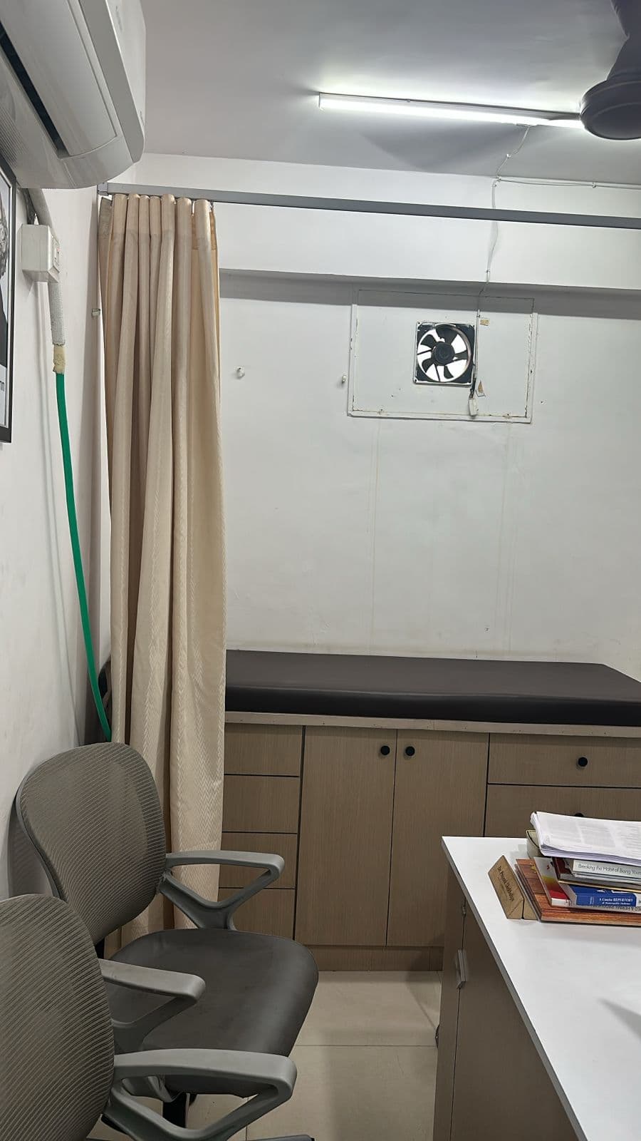 Aastha Homeopathy clinic — consultation space